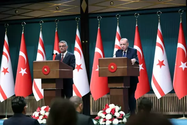 Cumhurbaşkanı Erdoğan: Kıbrıs'tan &ccedil;&ouml;z&uuml;m, iki devletin var olmasından ge&ccedil;iyor