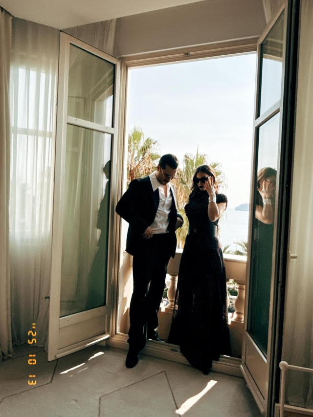 Demet Özdemir'in ışıltılı Cannes kombininin fiyatı ortaya çıktı