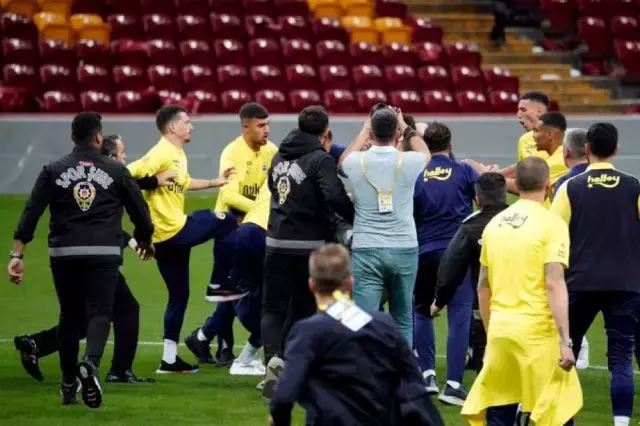 M&uuml;talaa a&ccedil;ıklandı! Fenerbah&ccedil;eli 2 futbolcu dahil toplam 5 sanığa hapis istemi