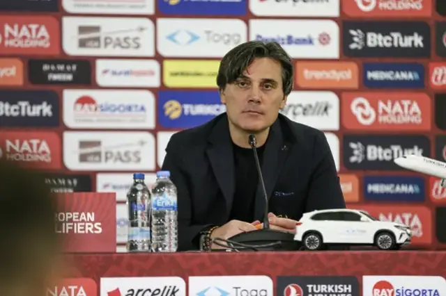 Vincenzo Montella g&ouml;z&uuml;n&uuml; oraya dikti: Hedefimiz mart ayındaki play-off'lar